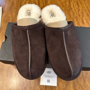 UGG men’s Scuff Slippers